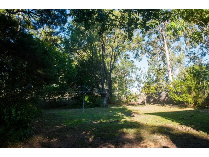 15 Station Road, Riverview QLD 4303