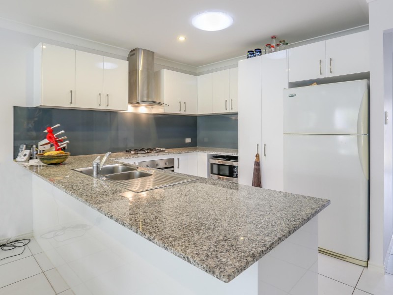 1 and 2/11 Thistle Street, Upper Caboolture QLD 4510