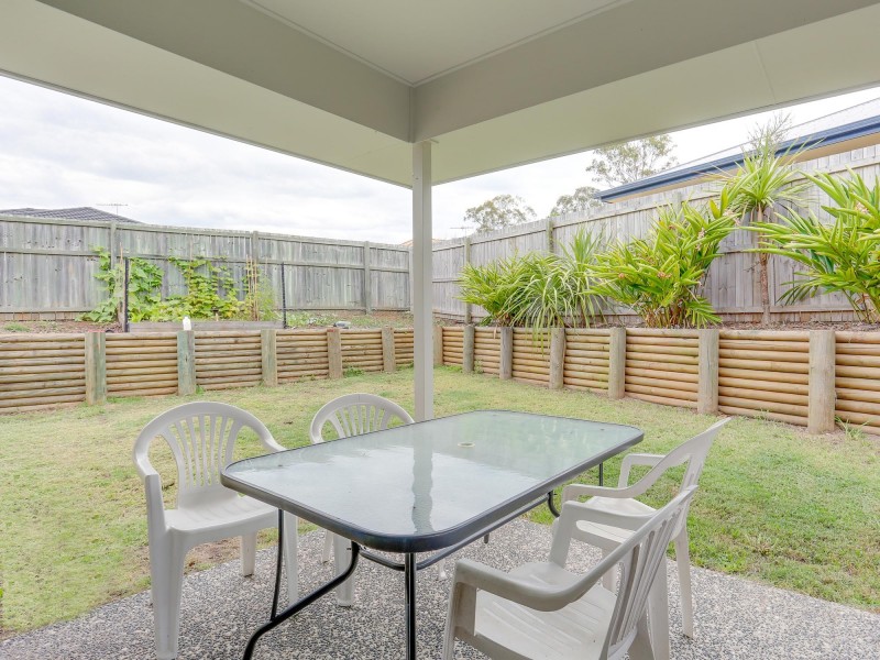 1 and 2/11 Thistle Street, Upper Caboolture QLD 4510
