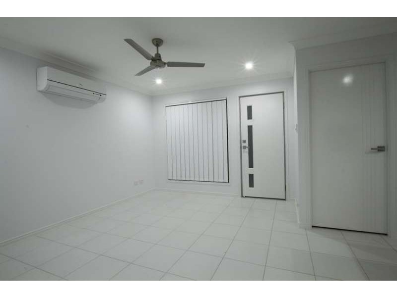 1 and 2/11 Thistle Street, Upper Caboolture QLD 4510