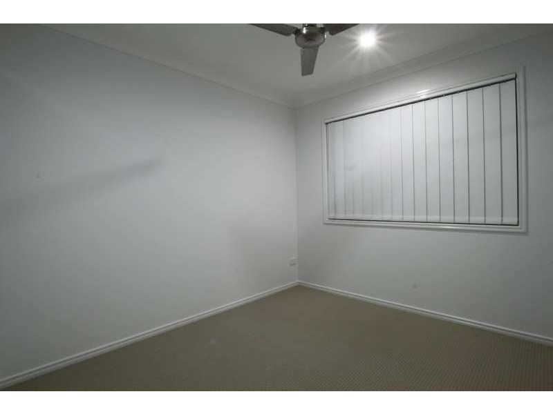 1 and 2/11 Thistle Street, Upper Caboolture QLD 4510
