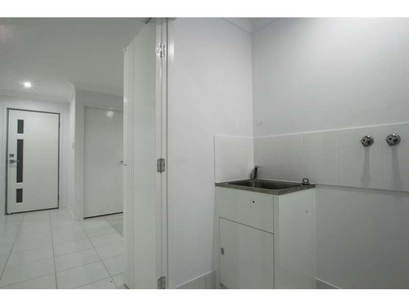 1 and 2/11 Thistle Street, Upper Caboolture QLD 4510