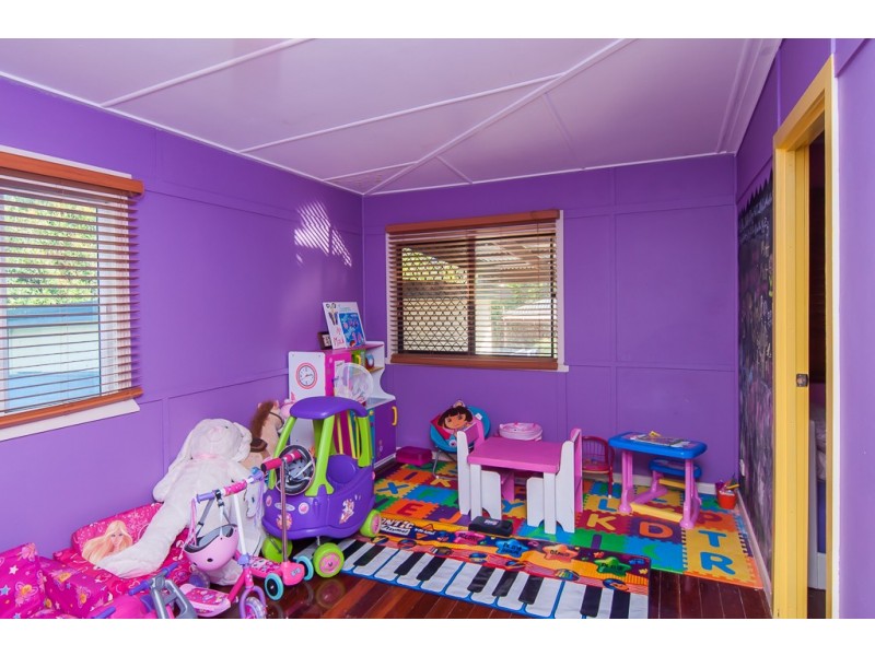 198 Queens Parade, Brighton QLD 4017