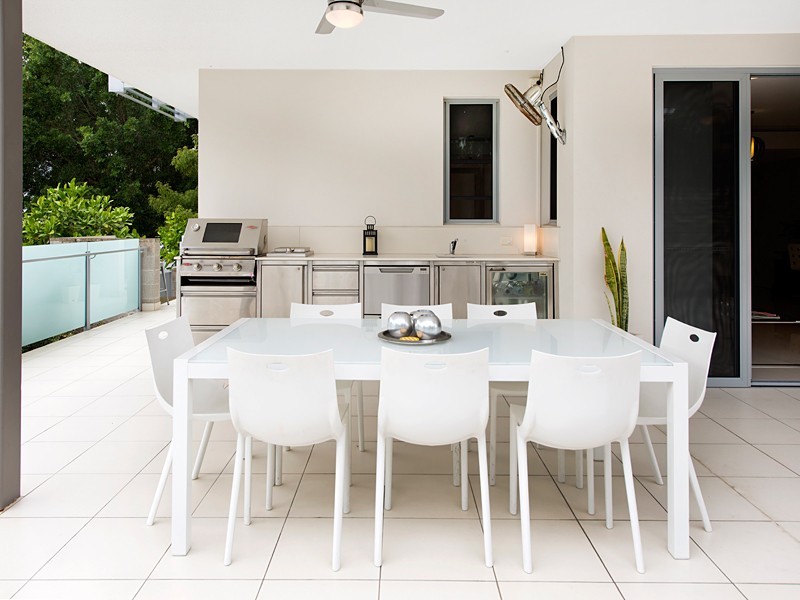 18 Barramul Street, Bulimba QLD 4171