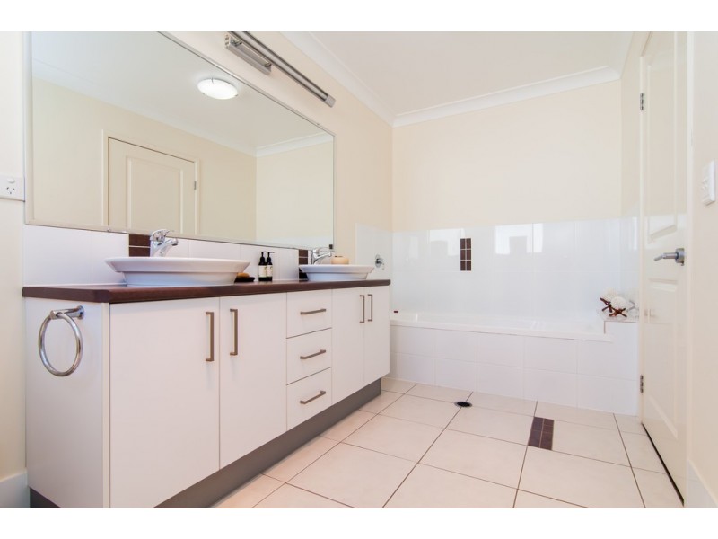 11/15 Lane Street, Clontarf QLD 4019