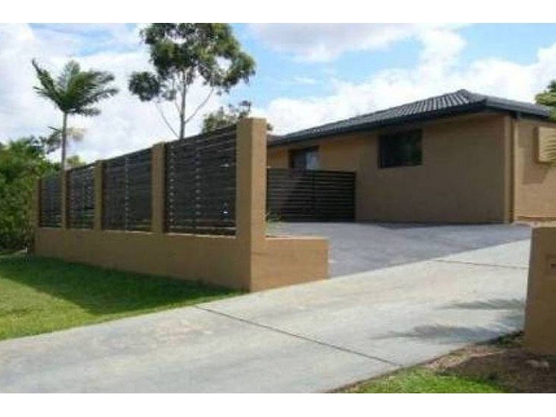 Labrador QLD 4215
