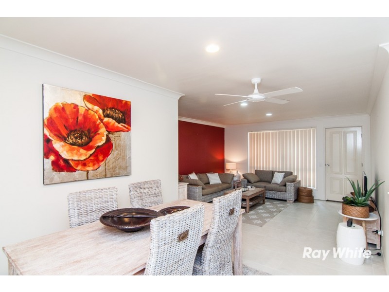 9/5 Hibiscus Circuit, Fitzgibbon QLD 4018