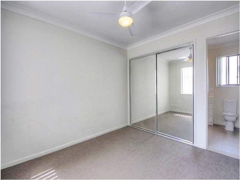 North Booval QLD 4304