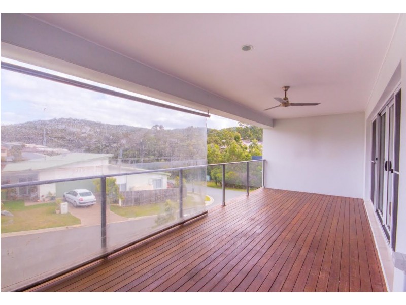 2 Wright Court, Upper Coomera QLD 4209