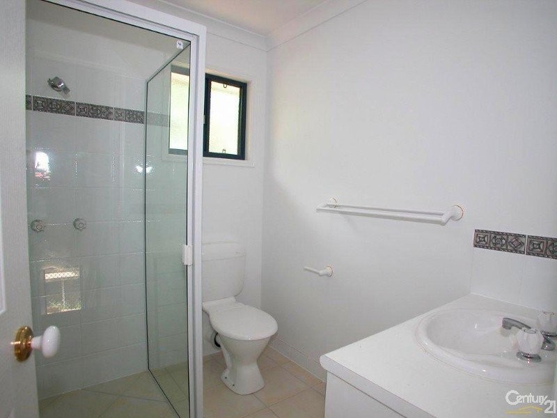33 Butler St, New Auckland QLD 4680