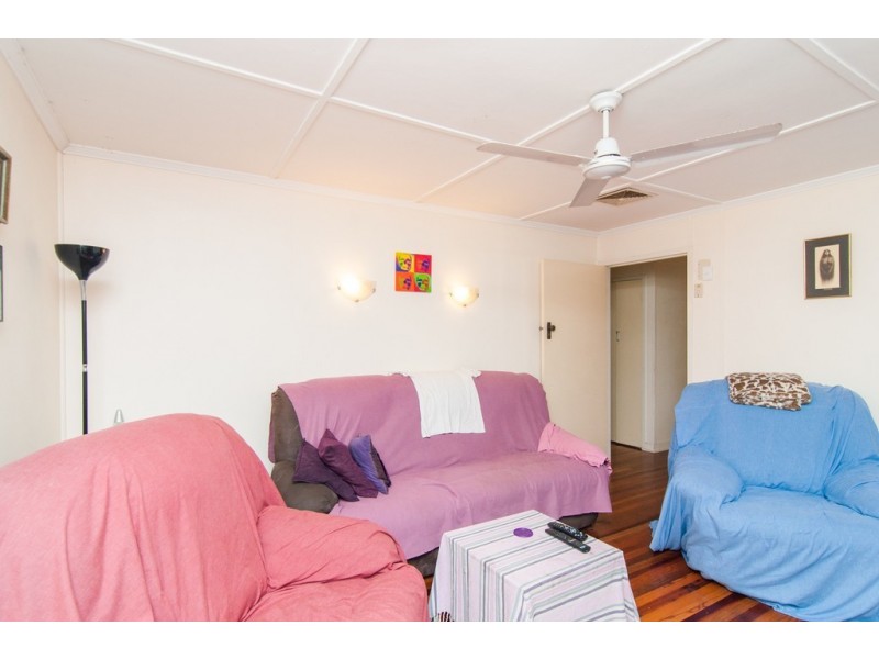 3 Esperanto Street, Redcliffe QLD 4020