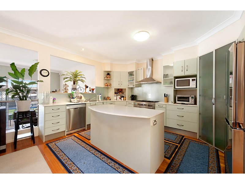 4 Peachester Close, Ormeau QLD 4208