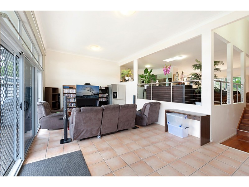 4 Peachester Close, Ormeau QLD 4208