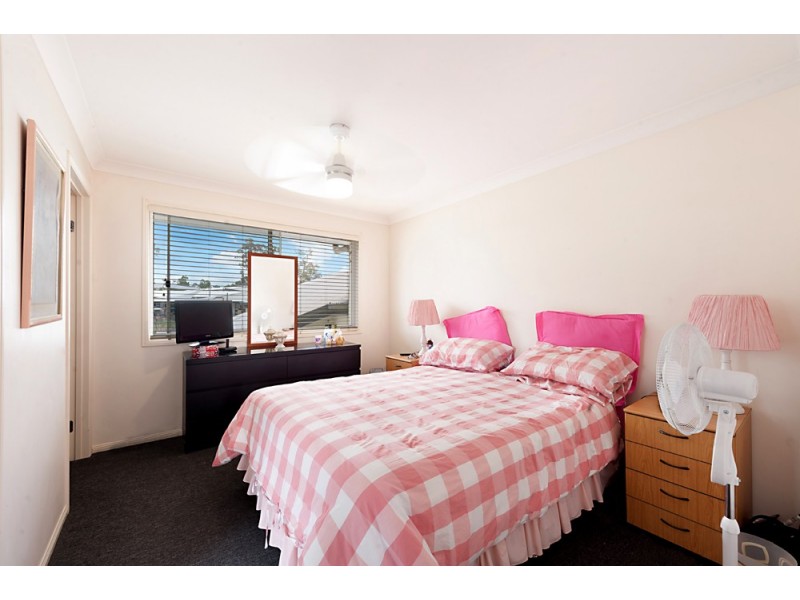 4 Peachester Close, Ormeau QLD 4208