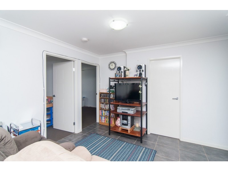15 Norgay Court, Warner QLD 4500