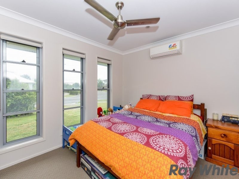 1 Headland Drive, Birtinya QLD 4575