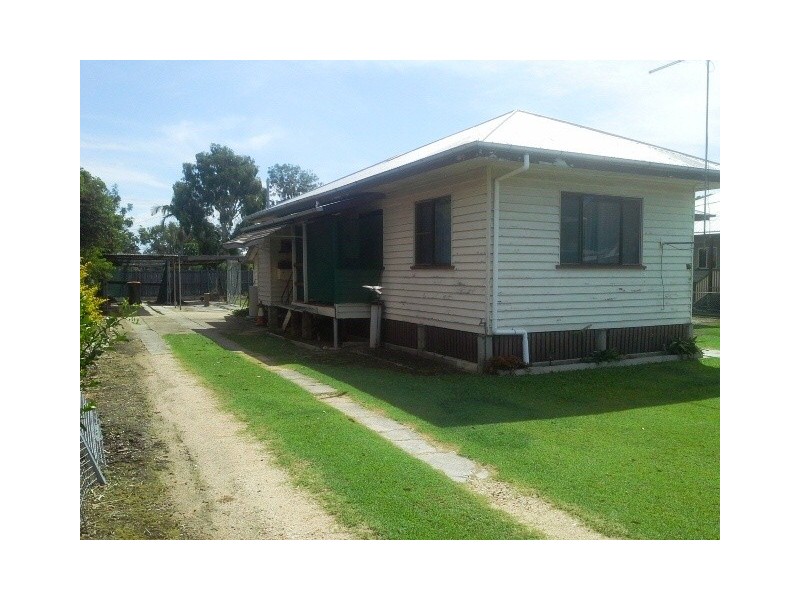 10 Edith Street, Deagon QLD 4017