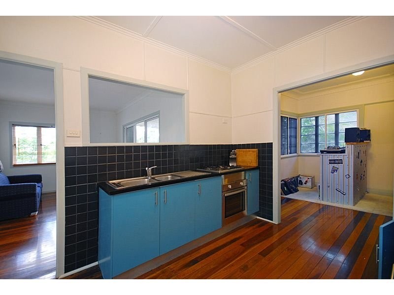 93 Agnew Street, Norman Park QLD 4170