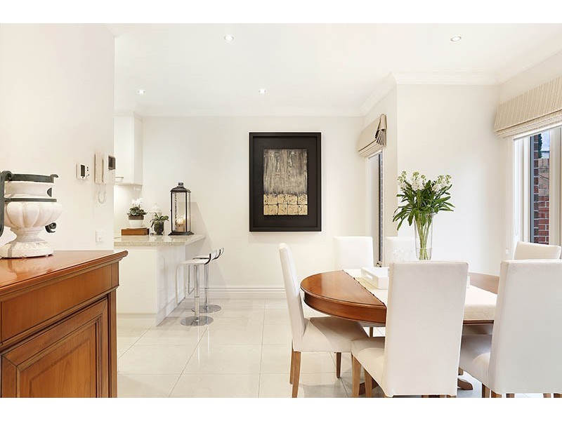 2 Walsh Street, Coburg VIC 3058