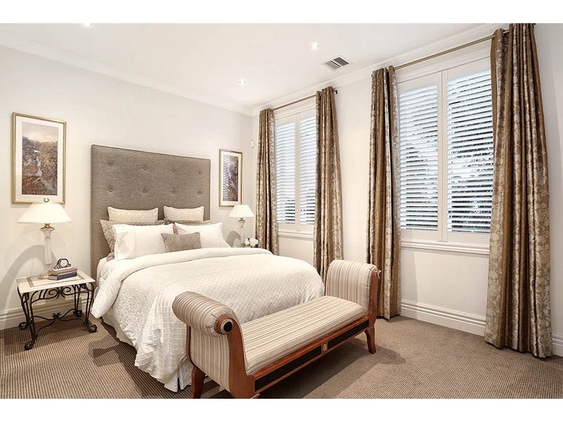 2 Walsh Street, Coburg VIC 3058