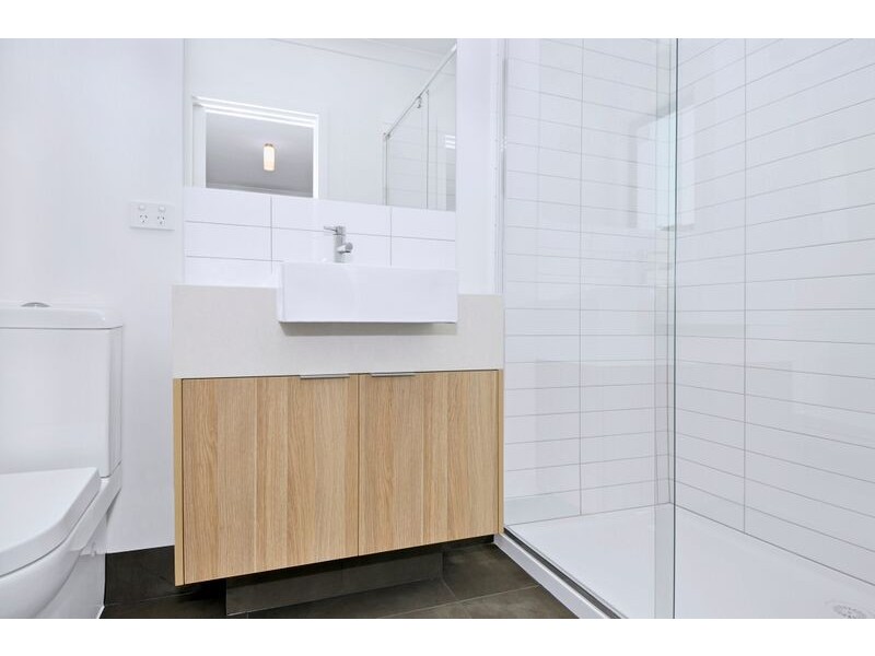 4/274 Ballarat Road, Footscray VIC 3011