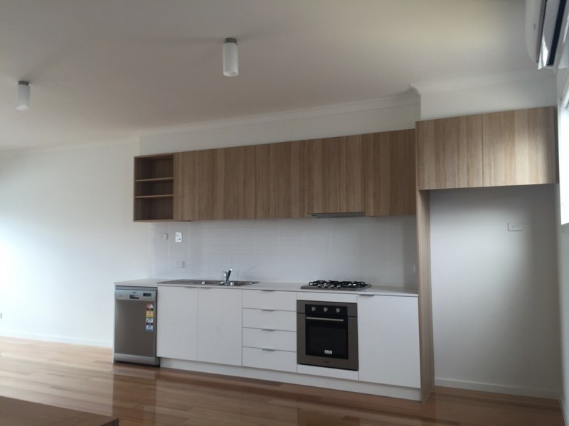 4/274 Ballarat Road, Footscray VIC 3011