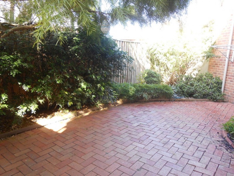 4/36 The Grove, Coburg VIC 3058