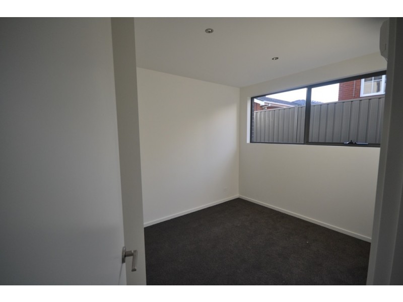 3/1 Manica Street, Brunswick West VIC 3055