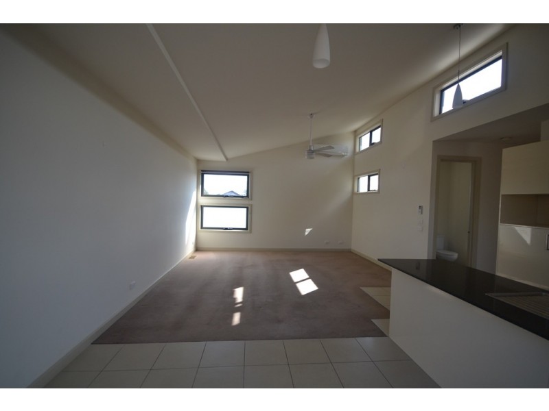 4/399-401 Albion Street, Brunswick VIC 3056