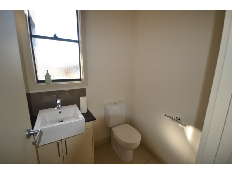 4/399-401 Albion Street, Brunswick VIC 3056