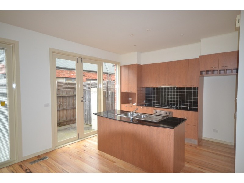 12 Rope Walk, Brunswick VIC 3056