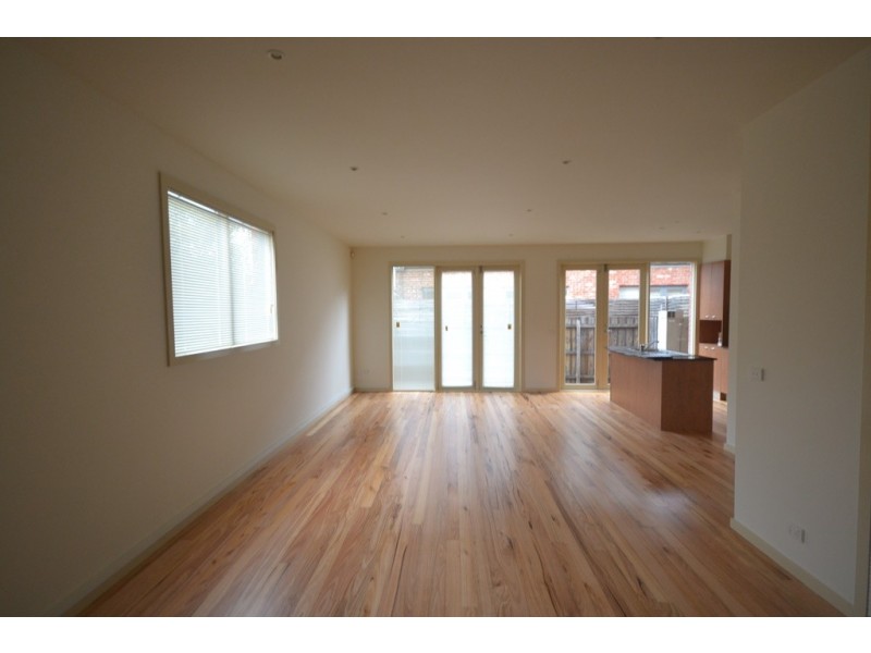 12 Rope Walk, Brunswick VIC 3056