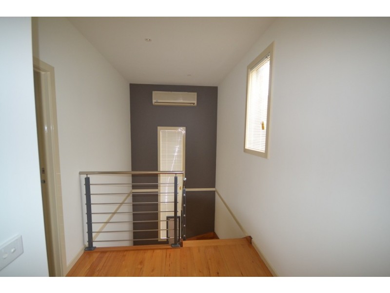 12 Rope Walk, Brunswick VIC 3056