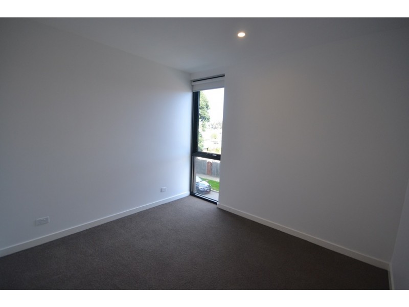 102/20 Bedford Street, Reservoir VIC 3073