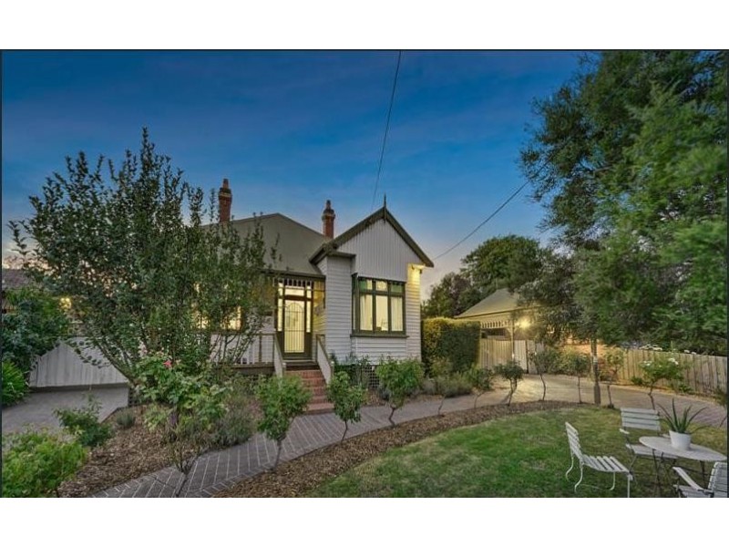 175 Cape Street, Heidelberg VIC 3084