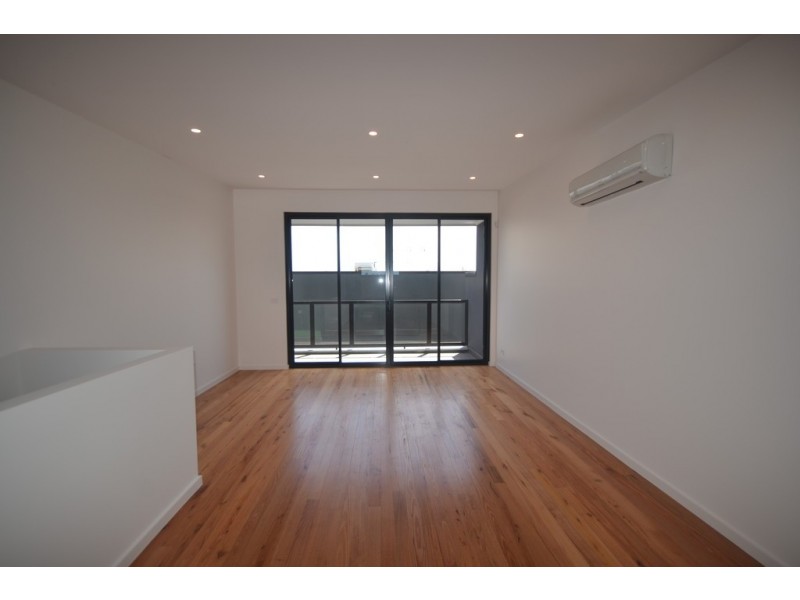10/105 Hope Street, Brunswick VIC 3056