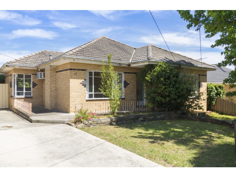 11 Alec Crescent, Fawkner VIC 3060