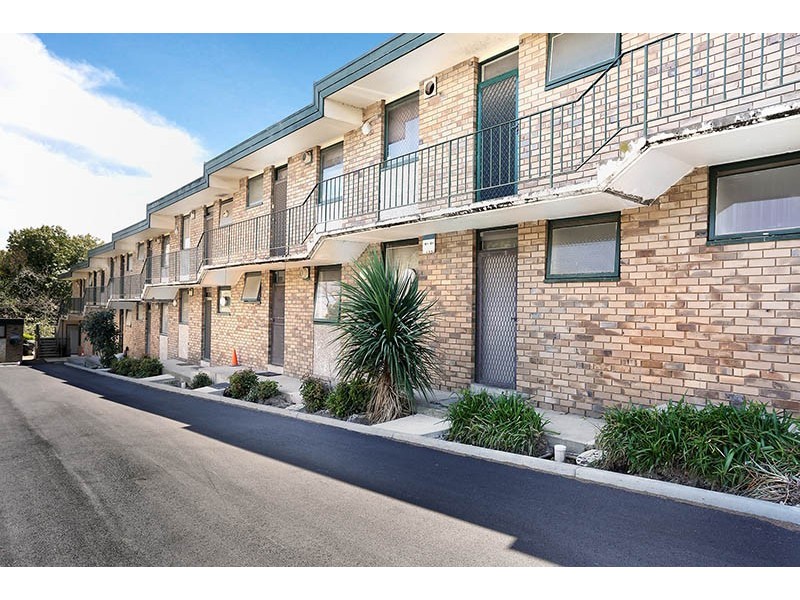 4/3 Allard Street, Brunswick West VIC 3055