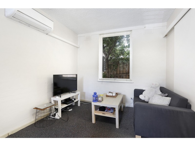 4/3 Allard Street, Brunswick West VIC 3055