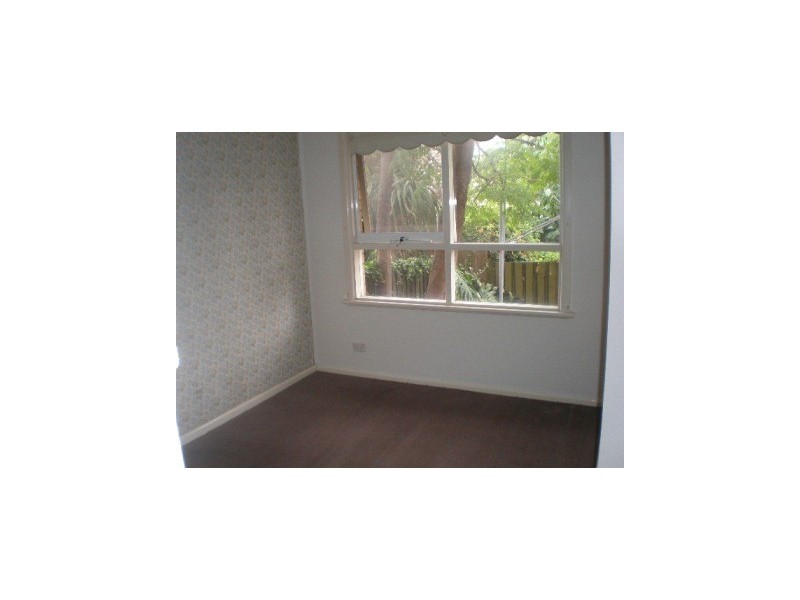 1/7 Passfield Street, Brunswick West VIC 3055