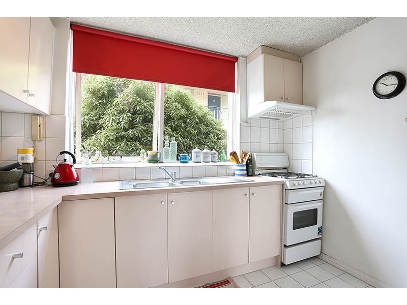 1/55 DeCarle Street, Brunswick VIC 3056