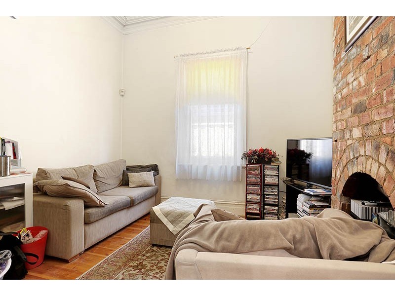 18 DeCarle Street, Coburg VIC 3058