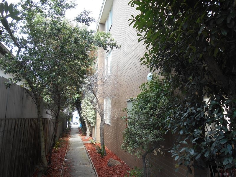 4/14 Blyth Street, Brunswick VIC 3056