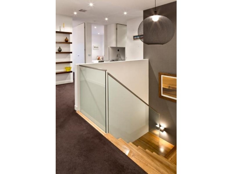 13 The Grove, Ascot Vale VIC 3032