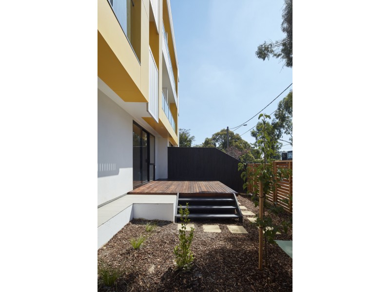 9 / 956 Doncaster Road, Doncaster East VIC 3109