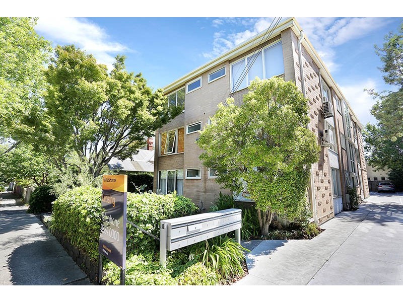 4/10 Station Street, Fairfield VIC 3078