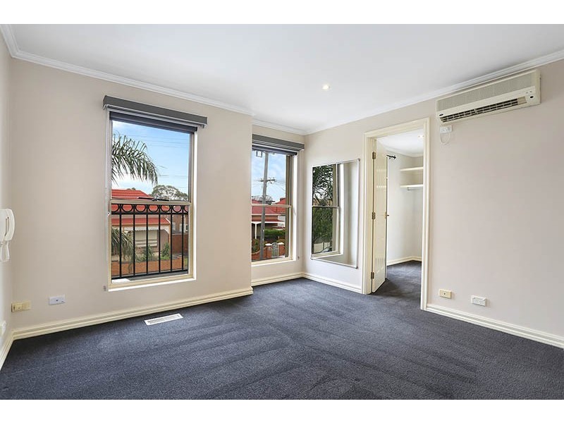 1A The Avenue, Coburg VIC 3058