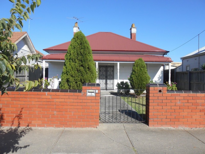 5 De Carle Street, Coburg VIC 3058