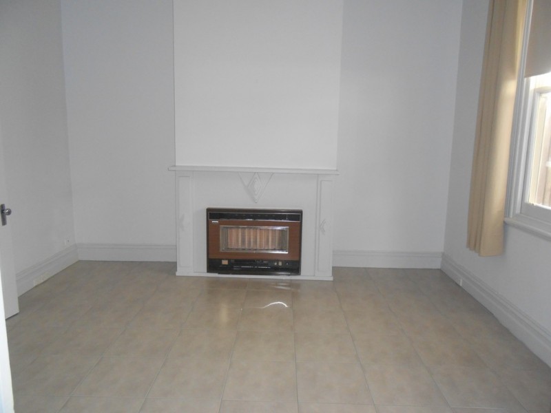 5 De Carle Street, Coburg VIC 3058