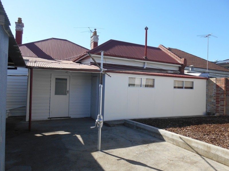 5 De Carle Street, Coburg VIC 3058